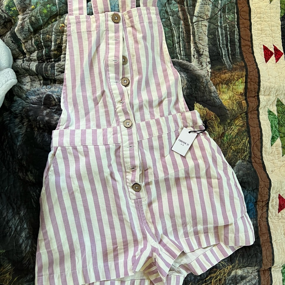 NWT Forever21 overall shorts